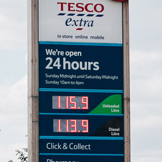ceny paliwa w UK 2015
